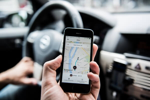 Европейский суд признает Uber транспортной, а не цифровой компанией
